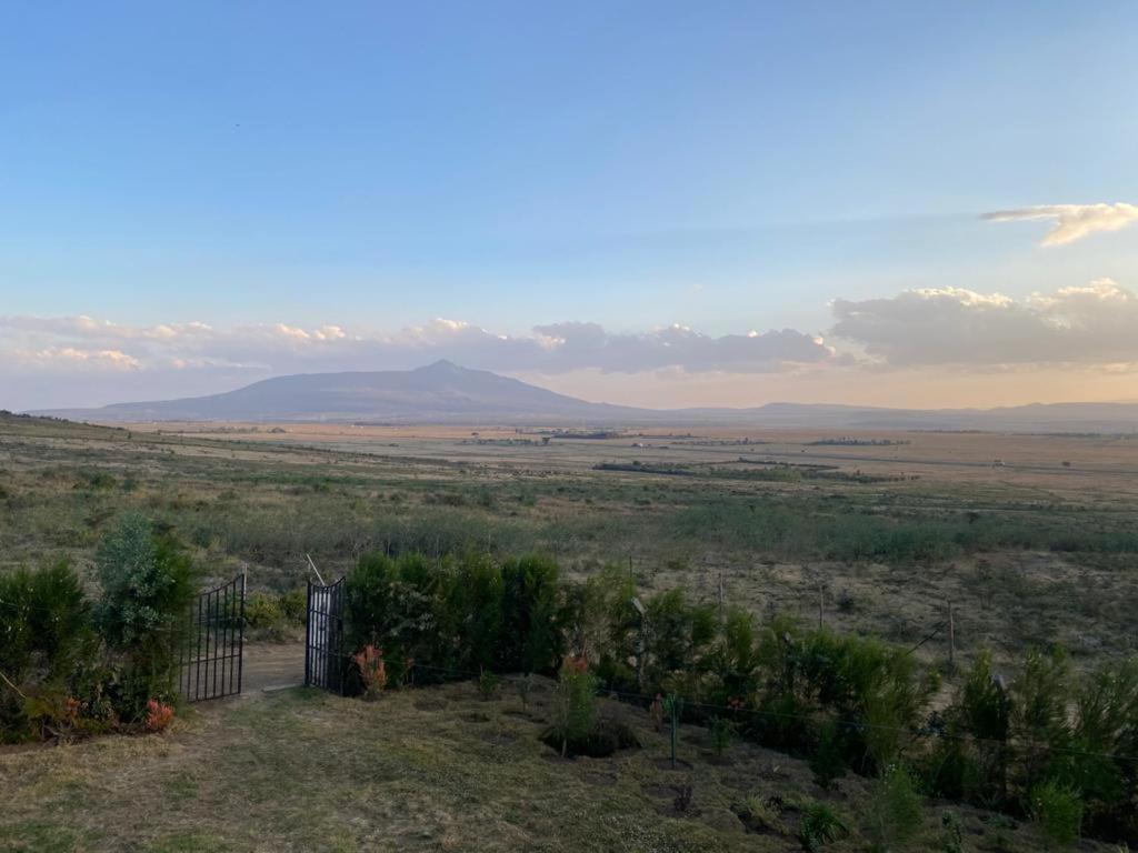 Ole Munyak-4 Bed House On The Hill Βίλα Naivasha Εξωτερικό φωτογραφία